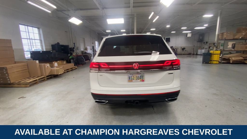 Used 2024 Volkswagen Atlas SE AWD/4WD image 9