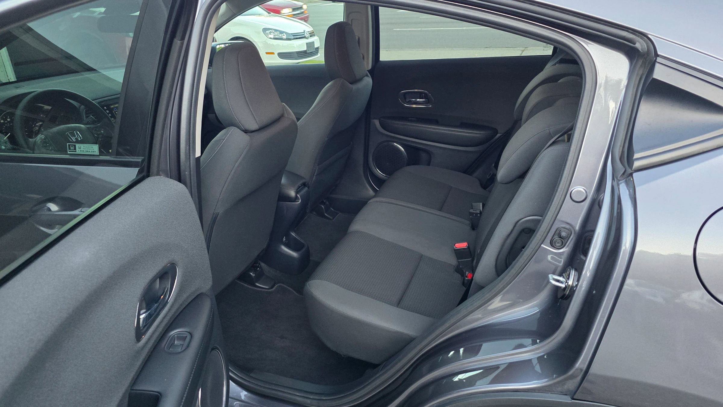 Used 2022 Honda HR-V EX image 11