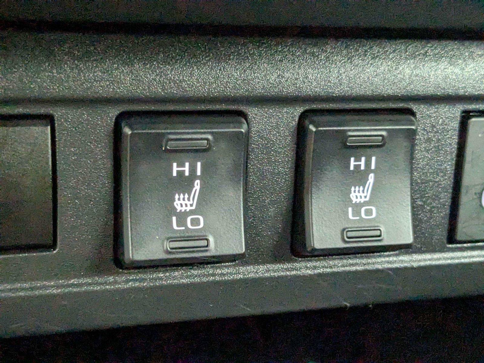 Certified 2025 Toyota Corolla Cross XLE FWD image 24