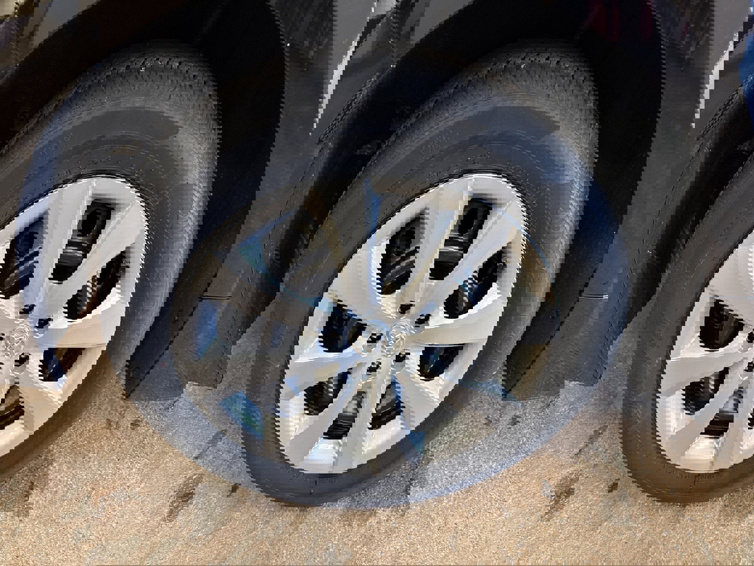 Used 2023 Toyota Corolla LE image 10