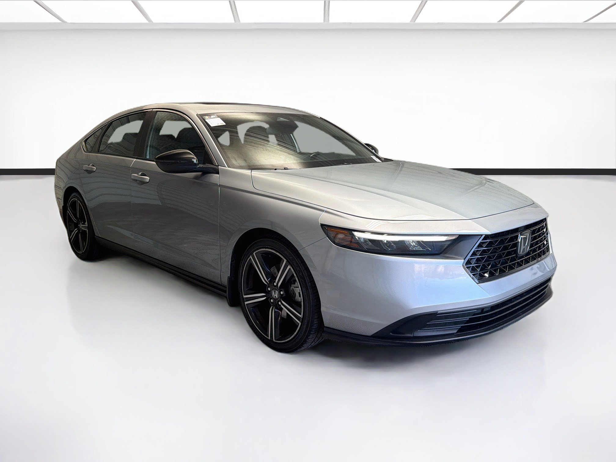Used 2024 Honda Accord Sport image 3