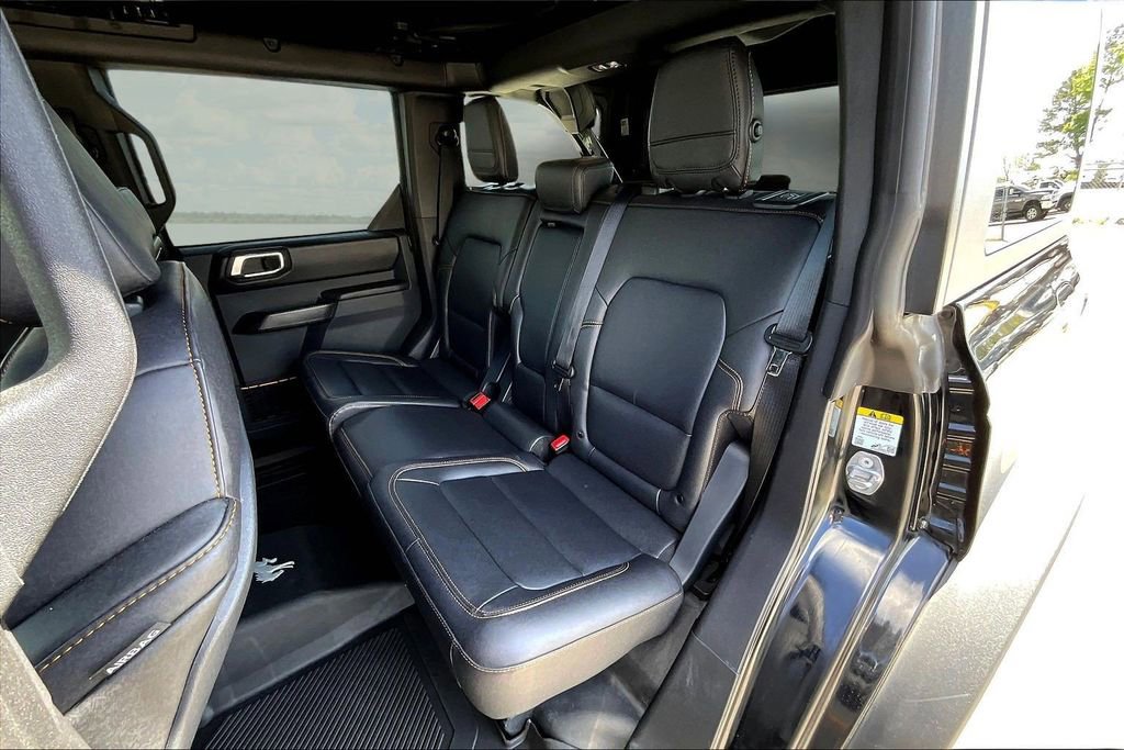 Used 2024 Ford Bronco Badlands image 24