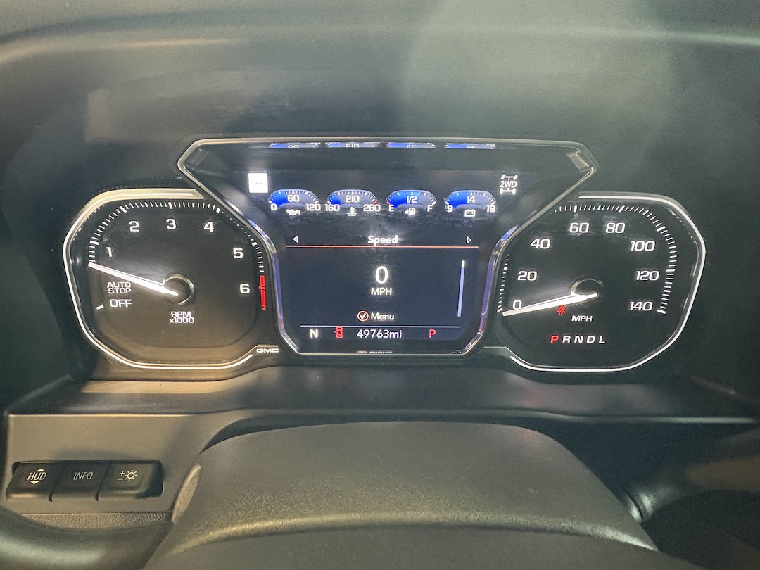 Used 2020 GMC Sierra 1500 AT4 w/ AT4 Premium Package AWD/4WD image 16