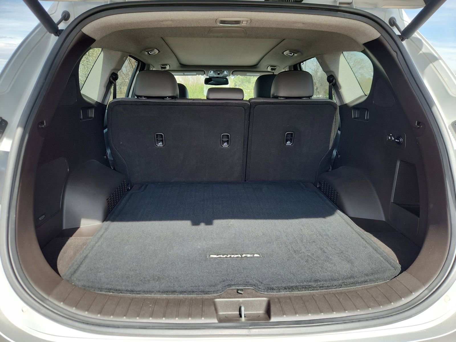 Used 2019 Hyundai Santa Fe Limited image 13