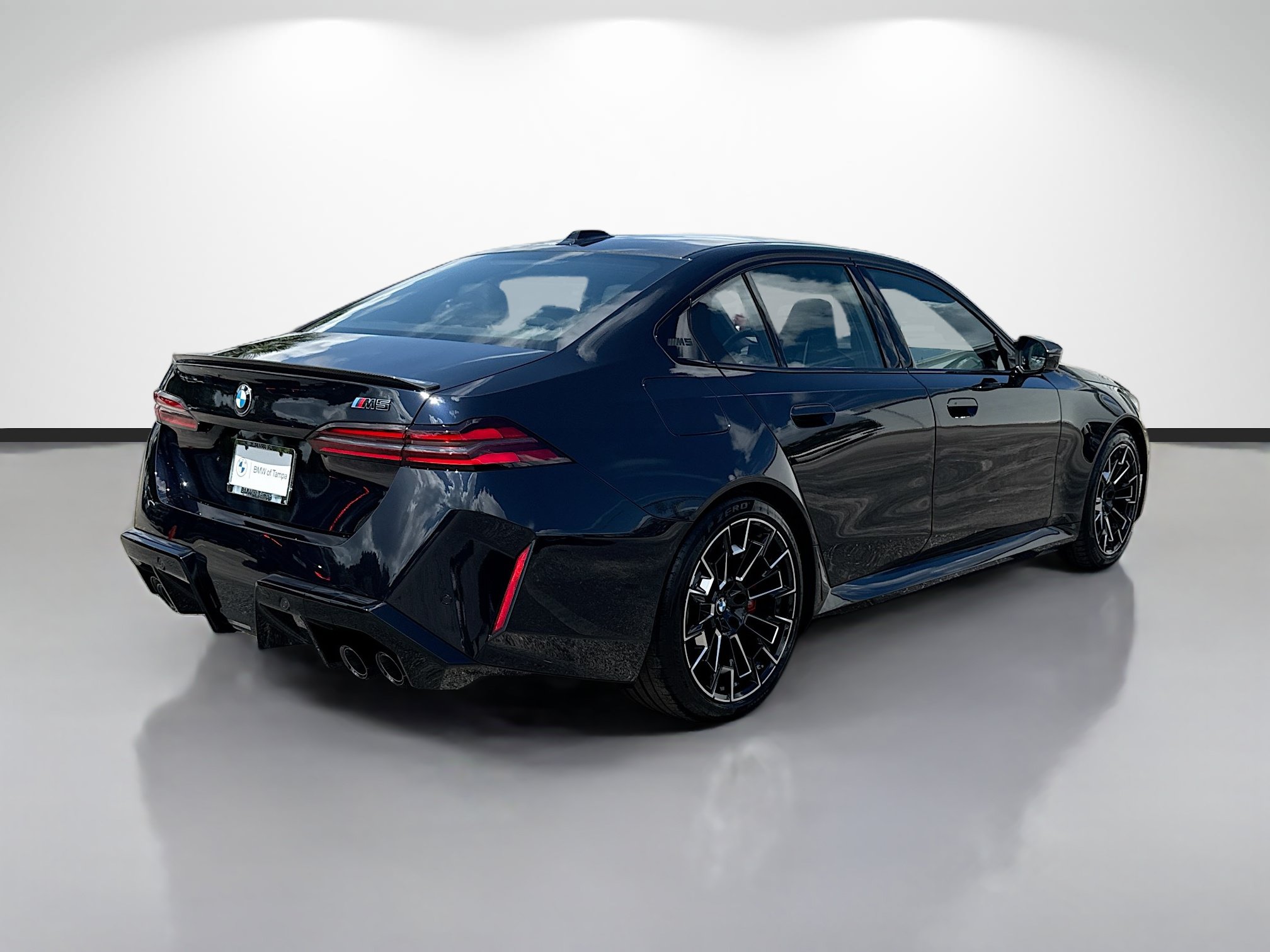 New 2027 BMW M5 w/ Carbon Package AWD/4WD image 3