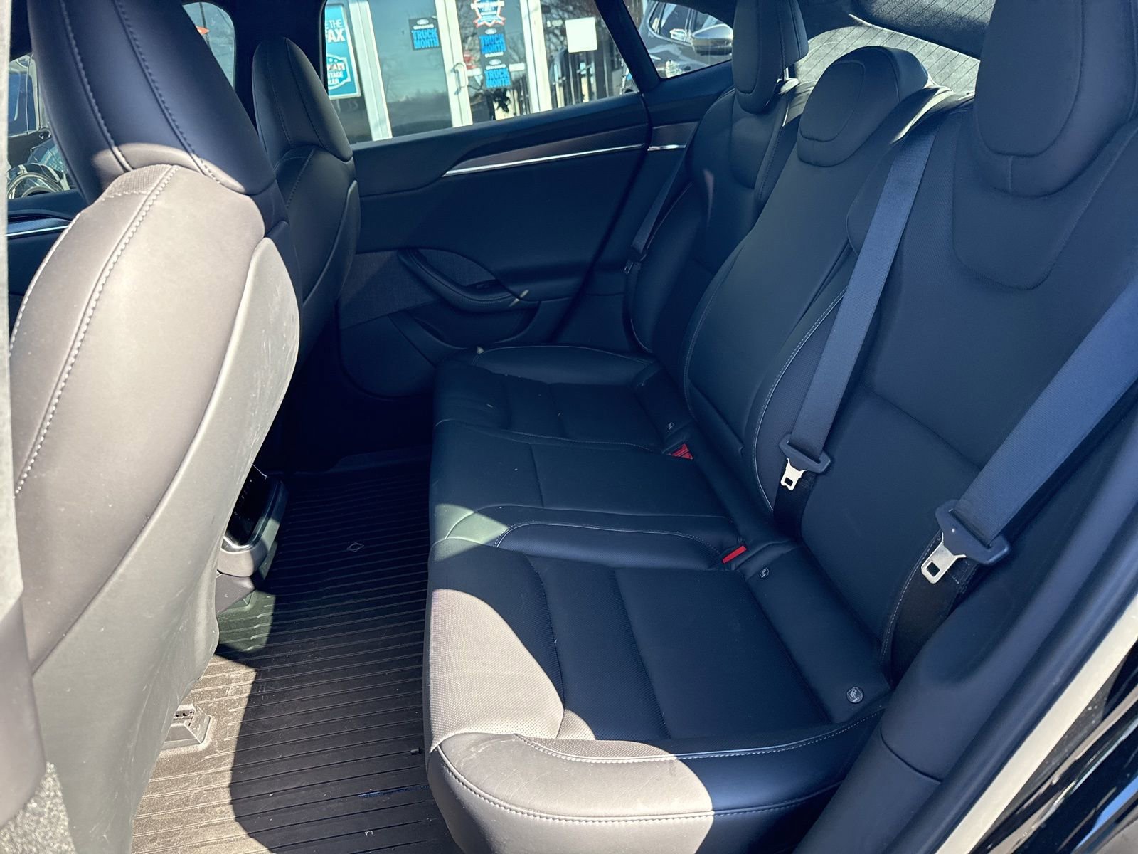 Used 2021 Tesla Model S Plaid image 10