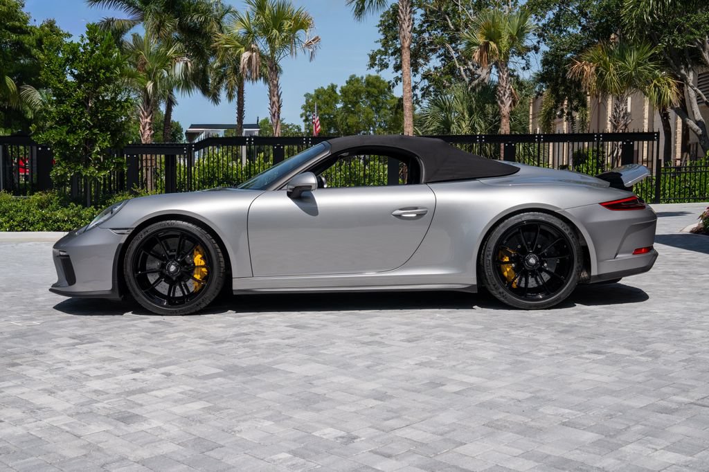 Used 2019 Porsche 911 Speedster RWD image 97