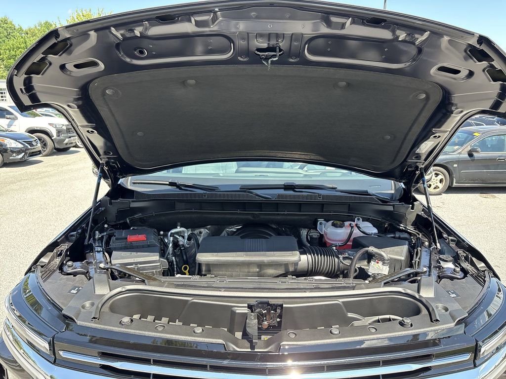 New 2025 Chevrolet Suburban Premier image 31