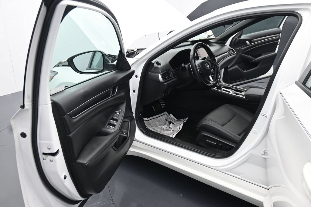 Used 2022 Honda Accord Sport image 19