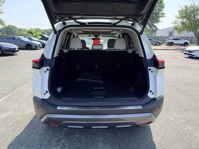 Certified 2023 Nissan Rogue SL w/ SL Premium Package AWD/4WD image 12