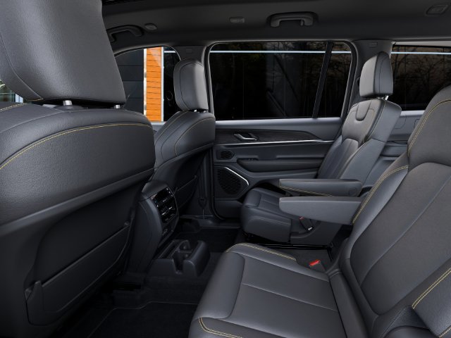 New 2026 Jeep Grand Cherokee L Limited AWD/4WD image 23
