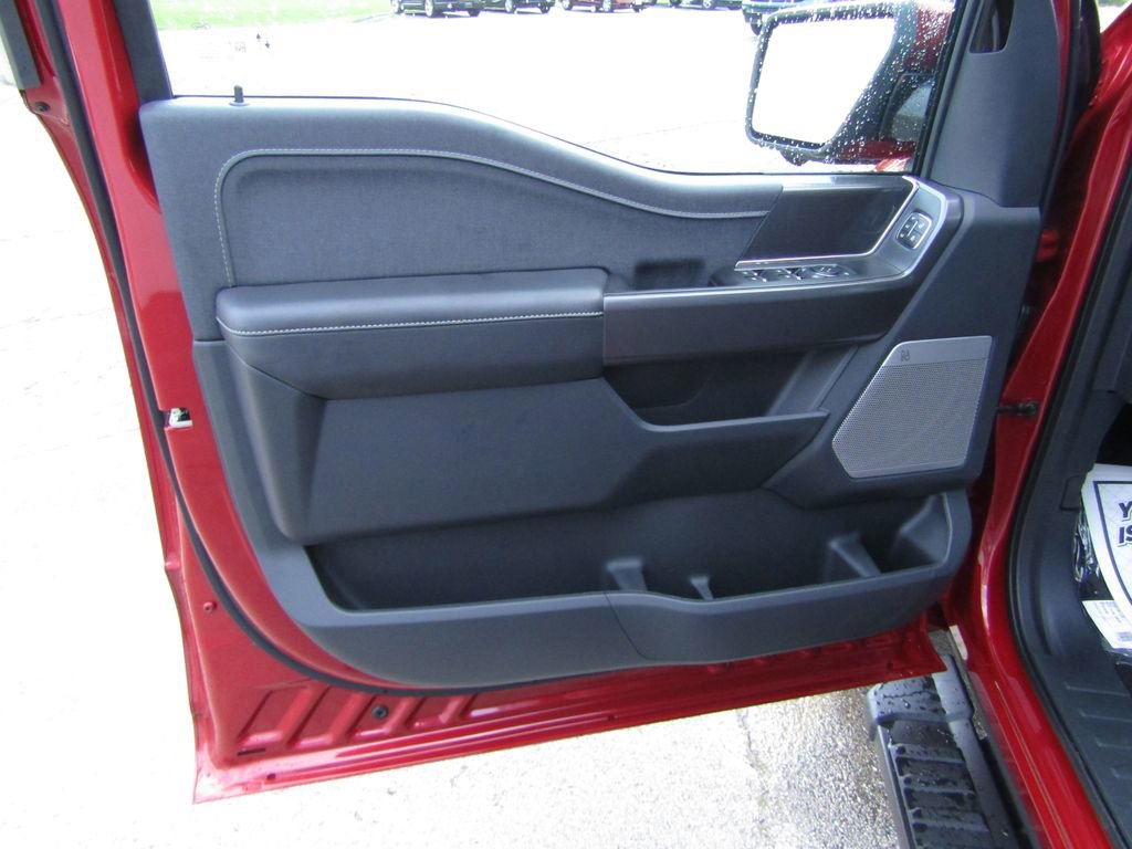 New 2025 Ford F150 Lariat w/ Equipment Group 501A Mid image 12