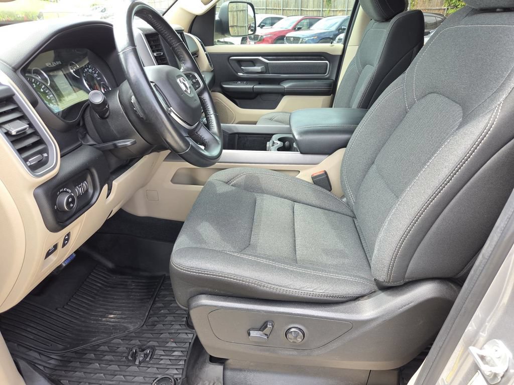 Used 2019 RAM 1500 Big Horn RWD image 19