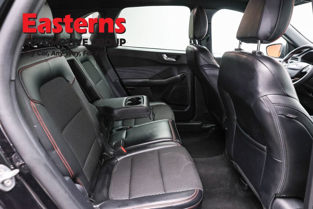 Used 2025 Ford Escape ST-Line FWD image 23