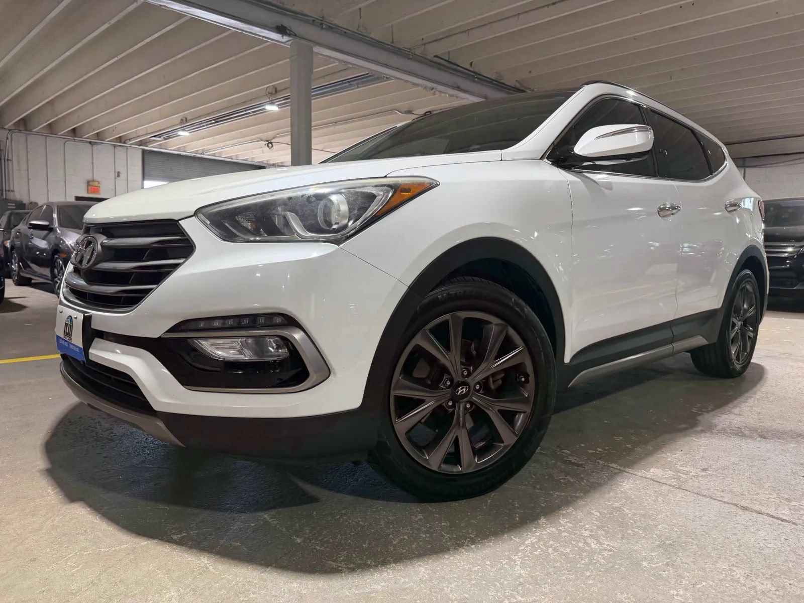Used 2017 Hyundai Santa Fe Sport AWD/4WD image 3