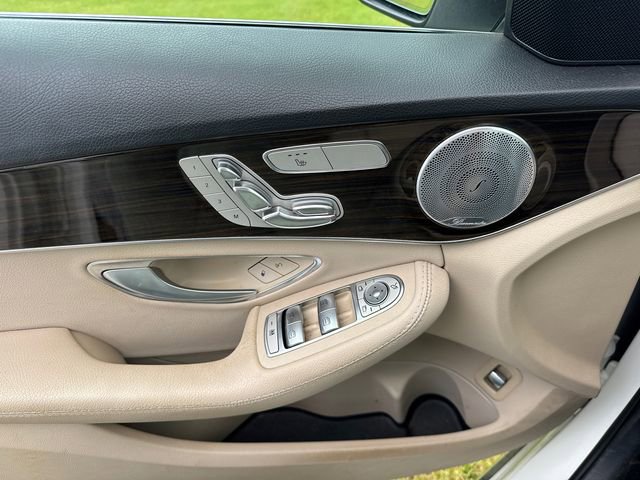 Used 2016 Mercedes-Benz C 300 4MATIC Sedan image 14