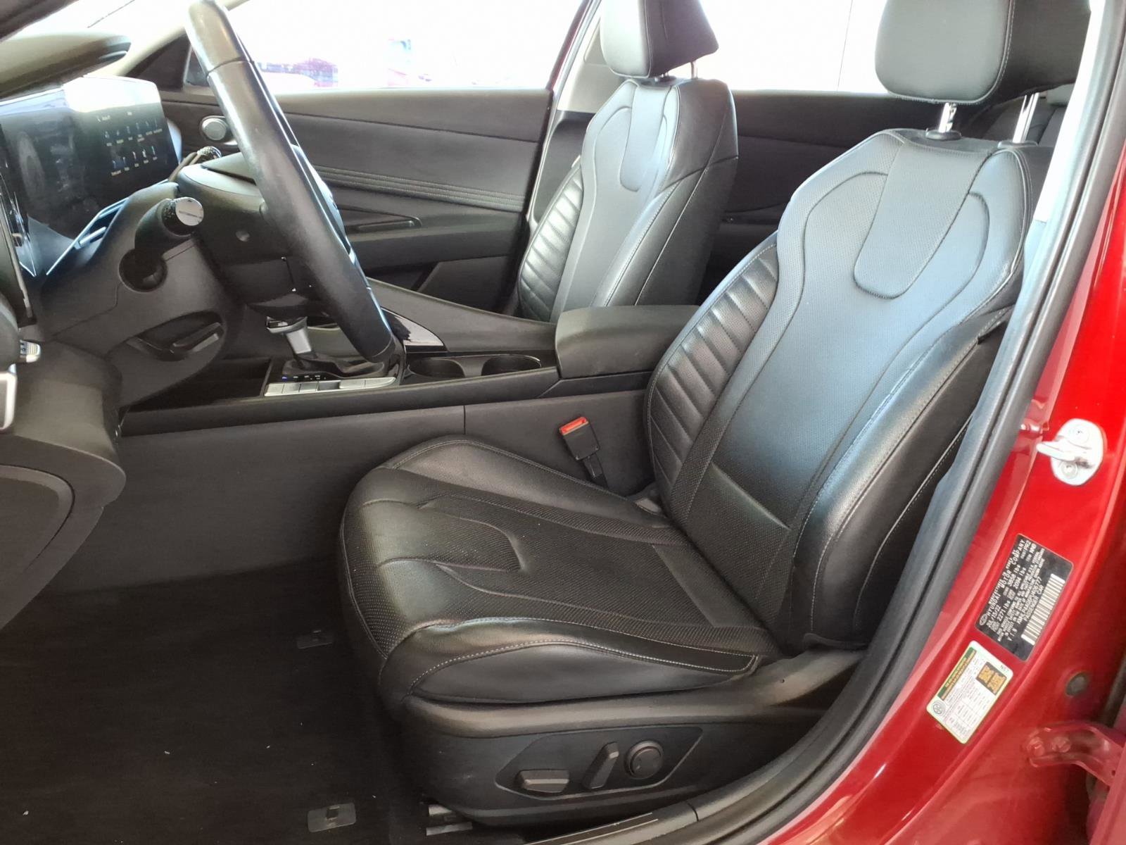 Certified 2023 Hyundai Elantra Limited image 11