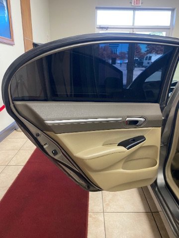 Used 2006 Honda Civic Hybrid Sedan image 9