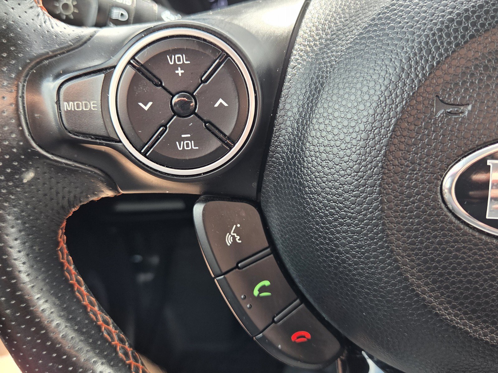 Used 2018 Kia Soul ! w/ Tech Package FWD image 24