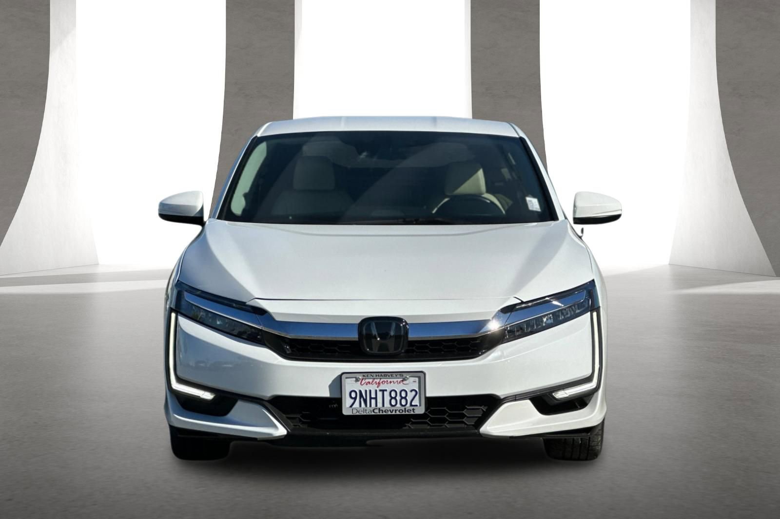 Used 2020 Honda Clarity Touring image 9