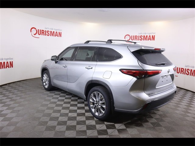Used 2023 Toyota Highlander Limited image 8