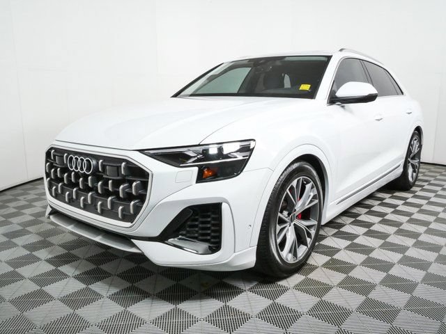 Used 2024 Audi Q8 Prestige AWD/4WD image 34