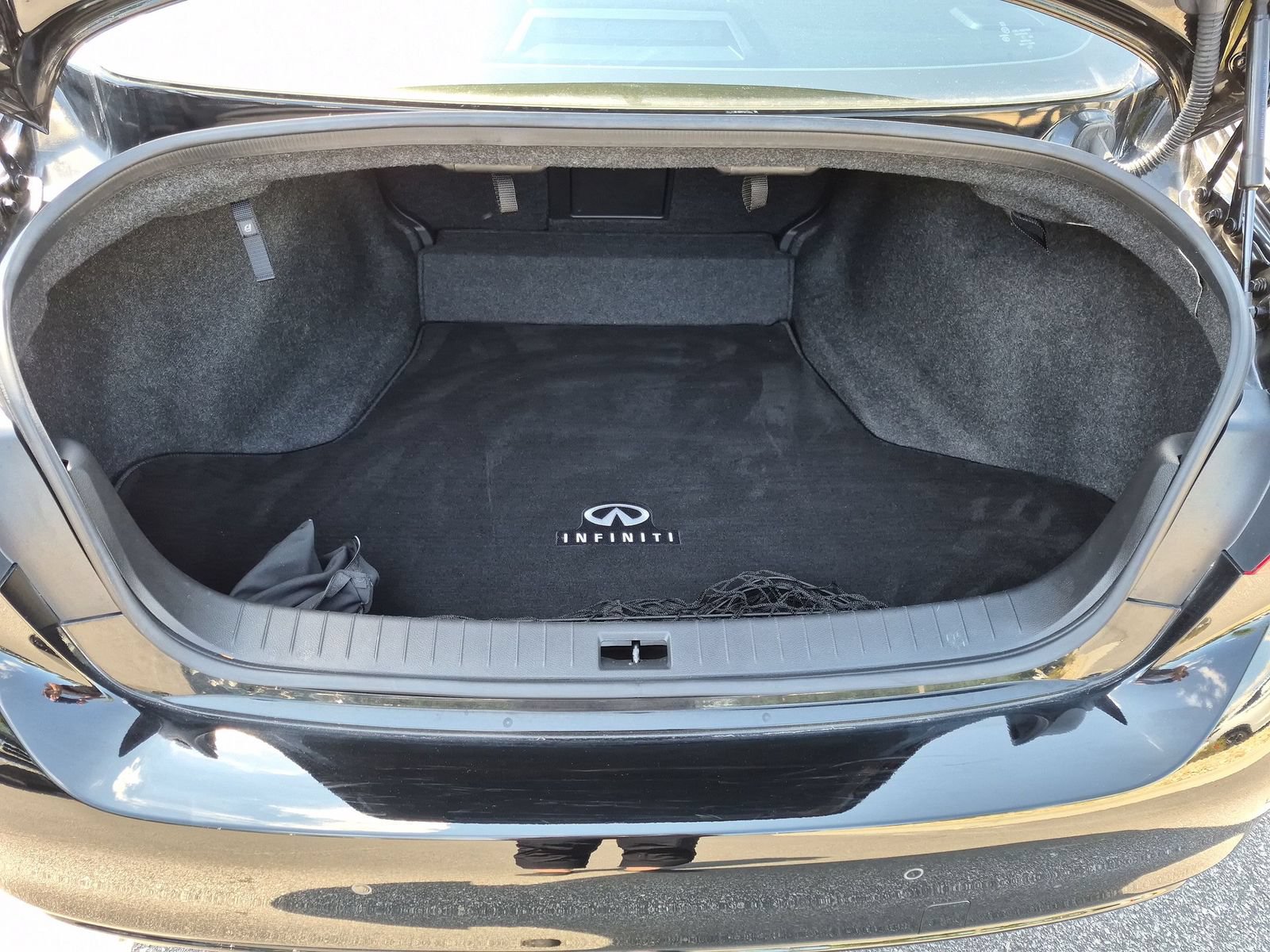 Used 2023 INFINITI Q50 Luxe w/ Cargo Package RWD image 30