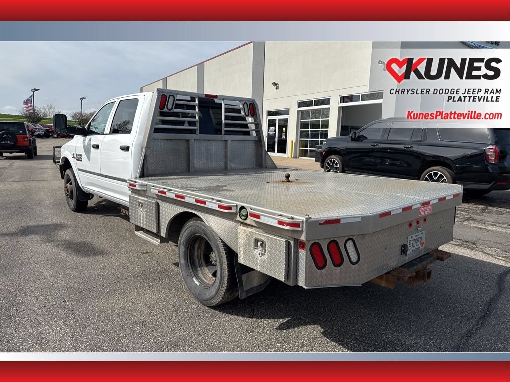 Used 2015 RAM 3500 Tradesman w/ Chrome Appearance Group AWD/4WD image 6