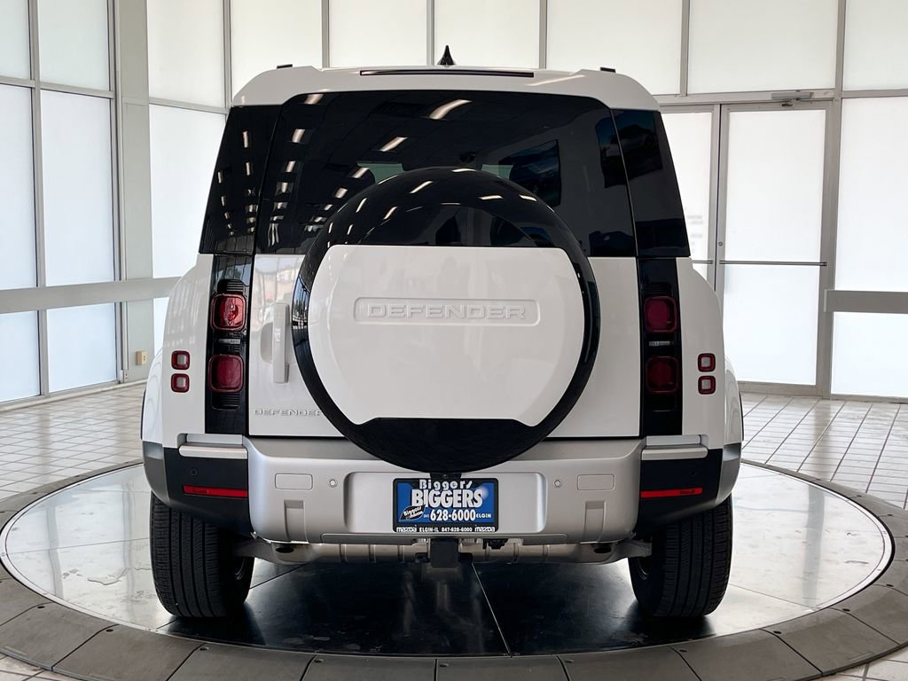 Used 2025 Land Rover Defender 110 S image 6
