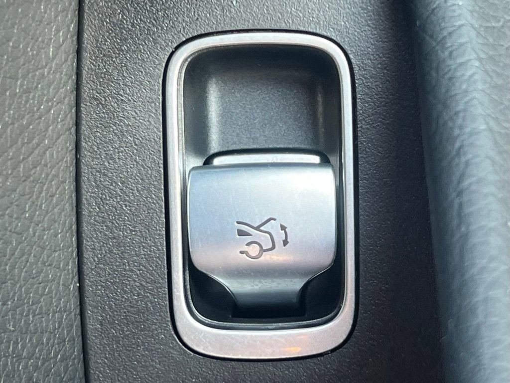 Certified 2023 Mercedes-Benz EQS AMG 4MATIC image 49