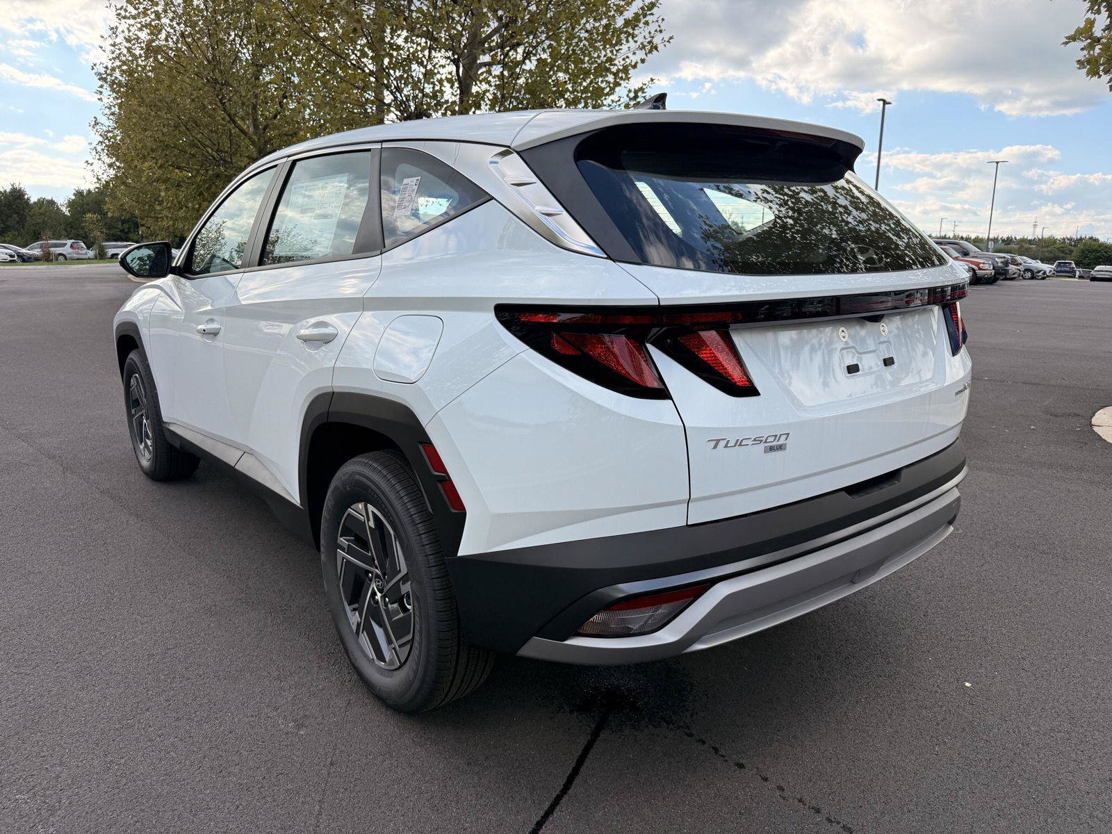 New 2026 Hyundai Tucson Blue SE AWD/4WD image 7