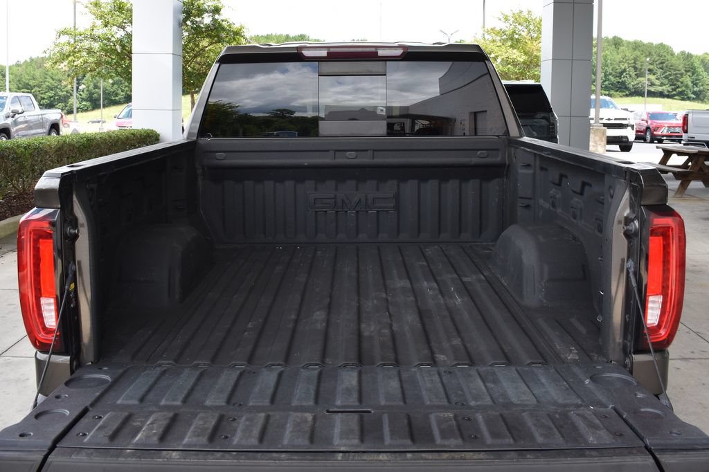 Used 2019 GMC Sierra 1500 SLT w/ SLT Premium Plus Package AWD/4WD image 10