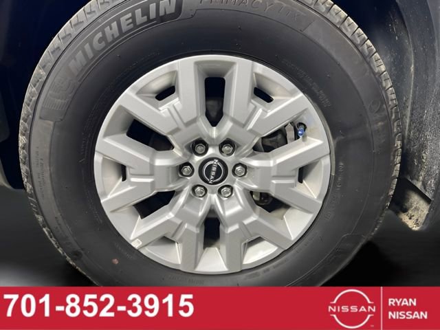 Used 2024 Nissan Frontier SV w/ SV Convenience Package image 14
