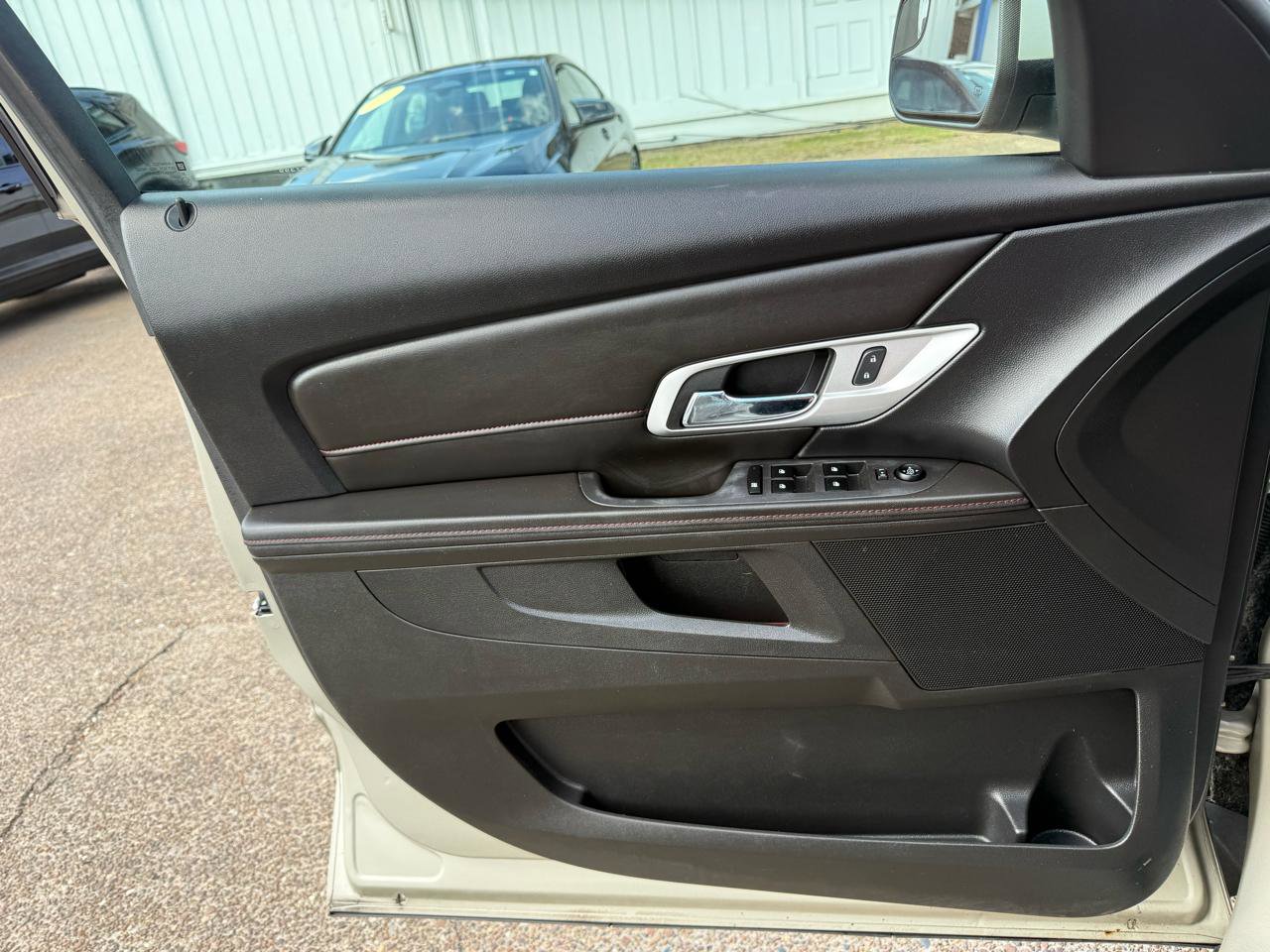 Used 2013 GMC Terrain SLE FWD image 14