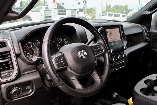 New 2024 RAM 5500 Tradesman image 15