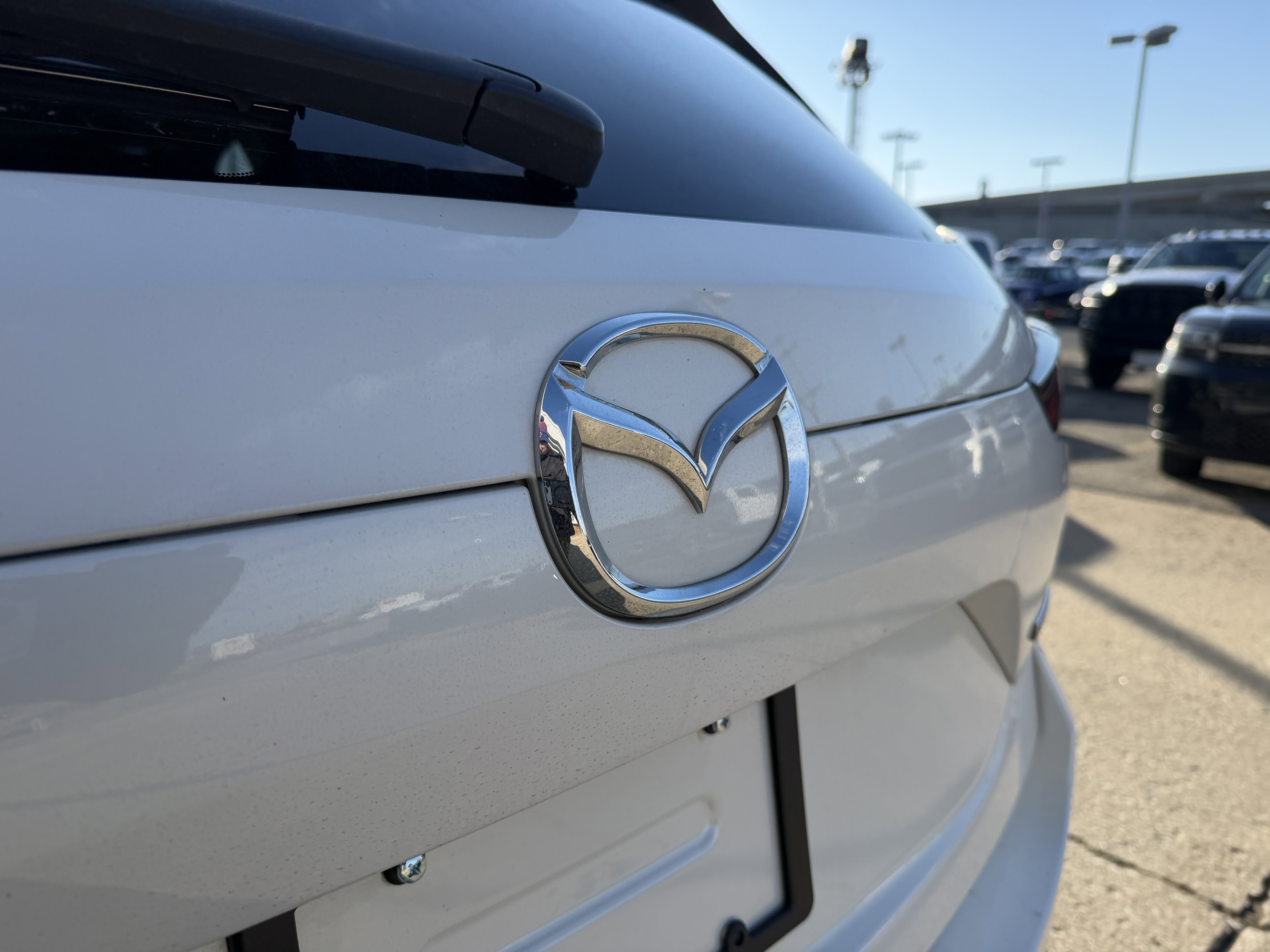 Used 2023 MAZDA CX-5 AWD 2.5 S w/ Premium Plus Pkg image 8