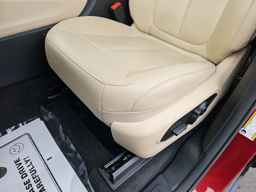 Used 2021 Jeep Grand Cherokee L Limited image 33