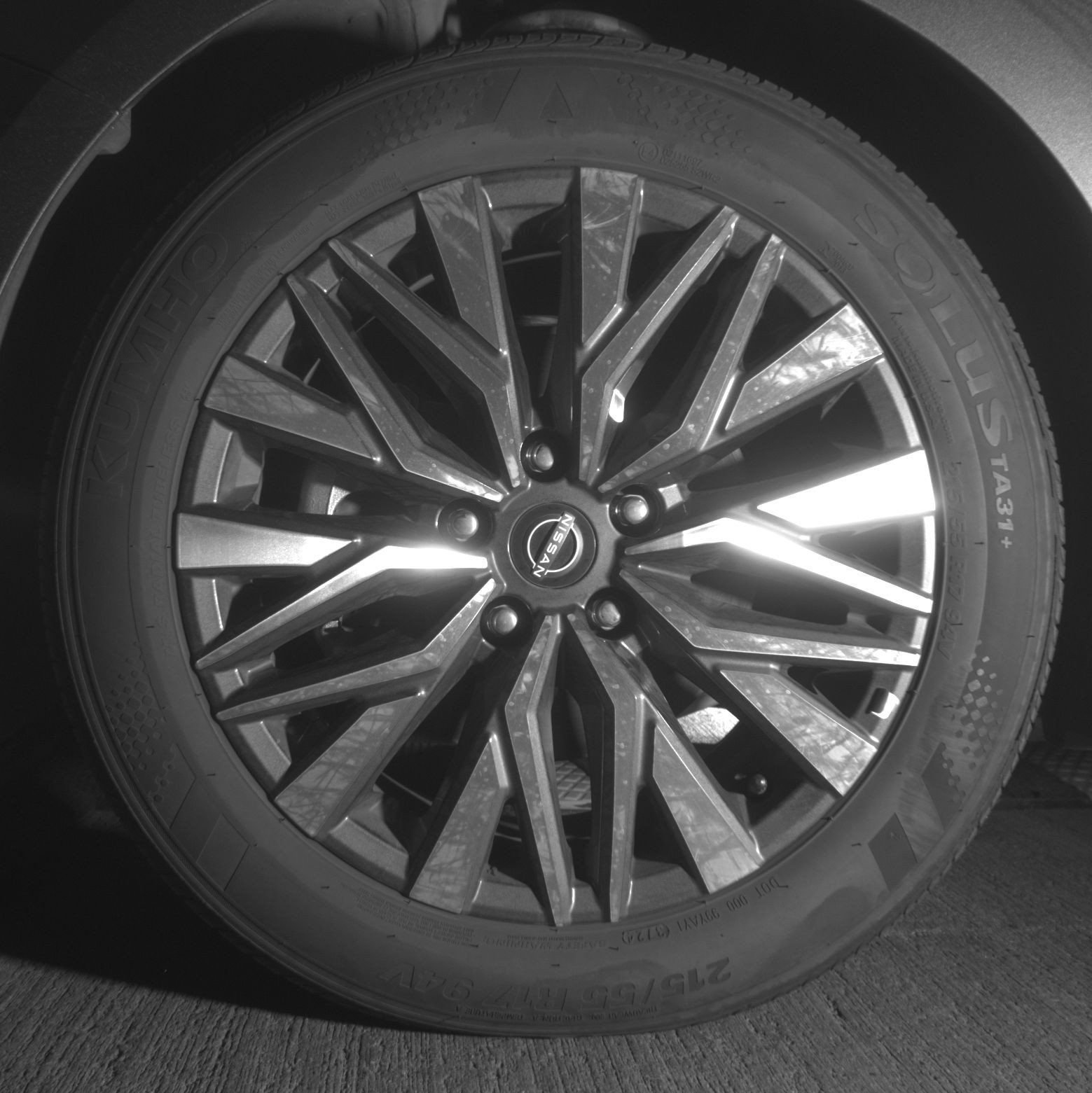 Used 2025 Nissan Altima 2.5 SV FWD image 15