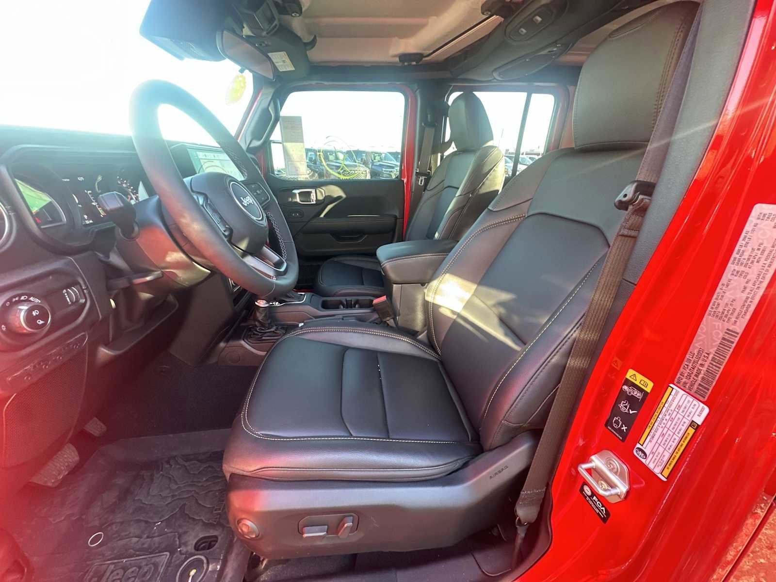 New 2025 Jeep Gladiator Sport w/ Premium Package image 13