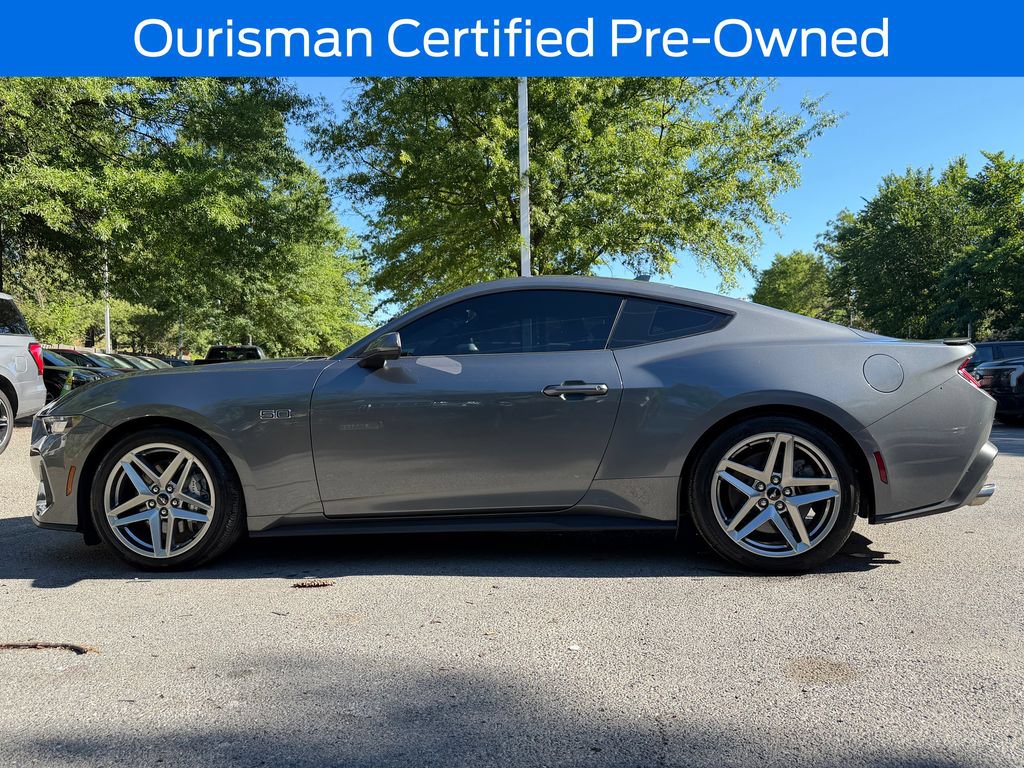 Used 2024 Ford Mustang GT RWD image 3