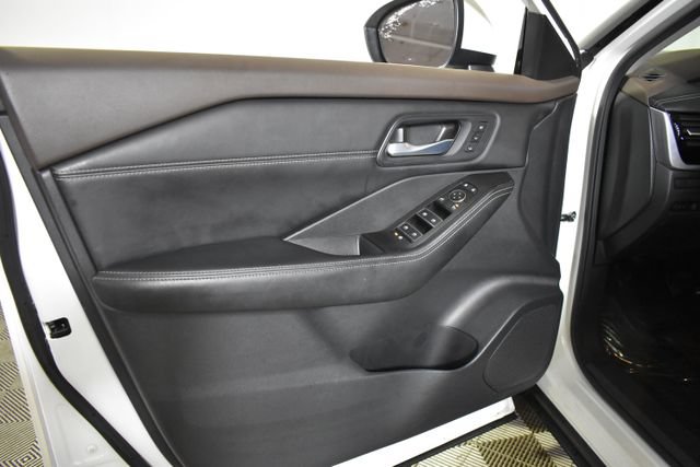 Certified 2023 Nissan Rogue SL w/ SL Premium Package AWD/4WD image 7