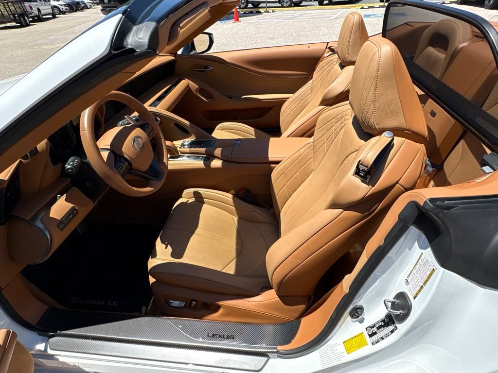 Used 2023 Lexus LC 500 Convertible RWD image 17