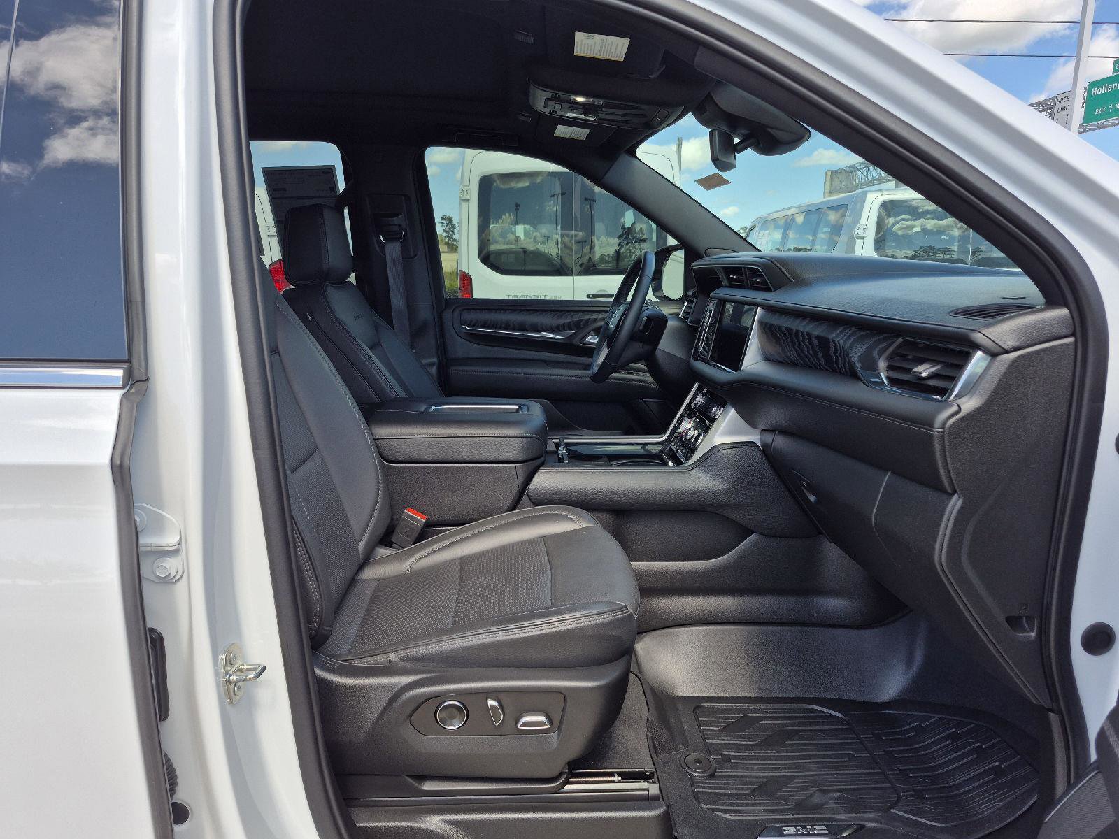 Used 2023 GMC Yukon Denali w/ LPO, Floor Liner Package image 14