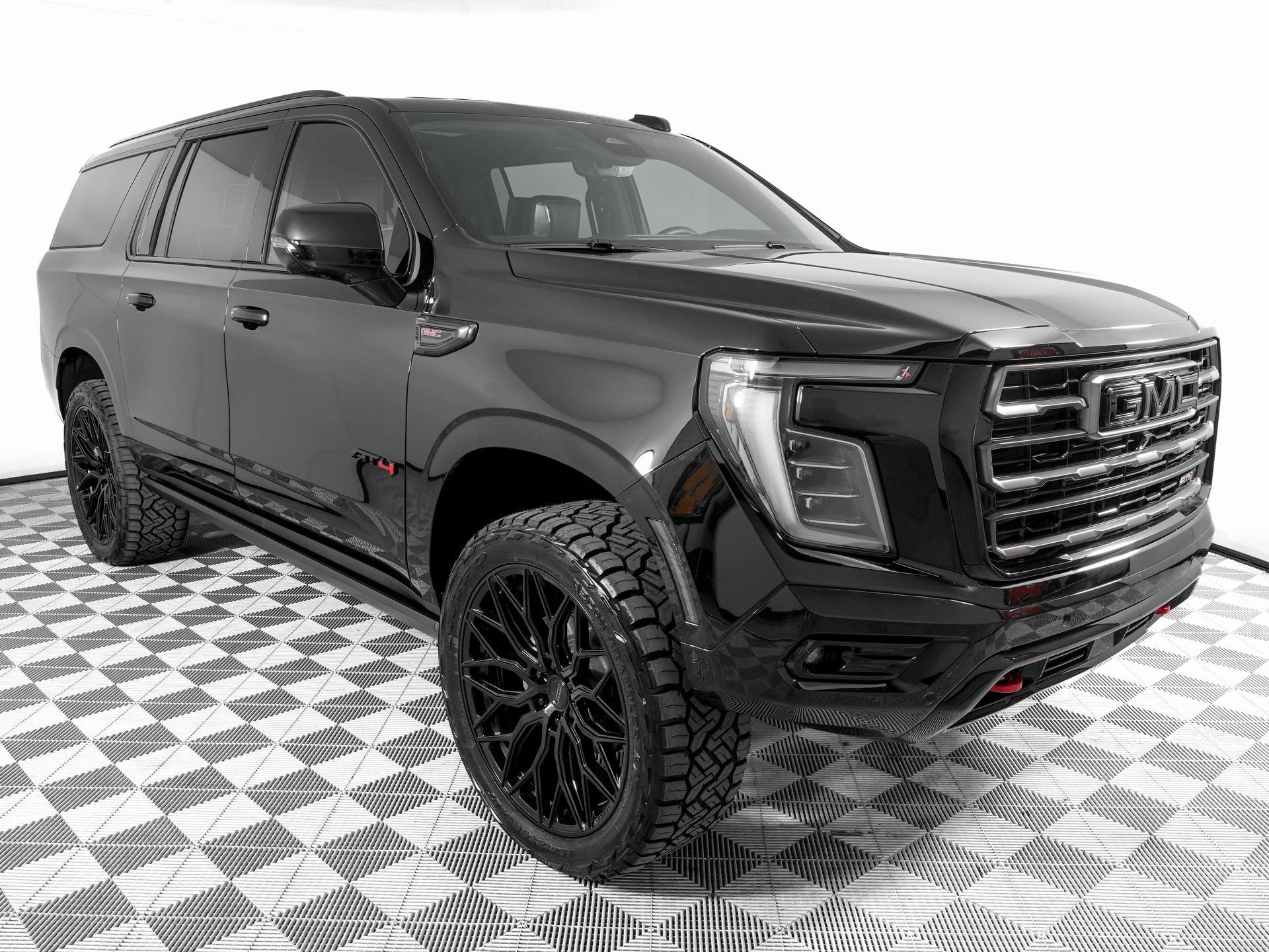 Used 2026 GMC Yukon XL AT4 Ultimate image 4