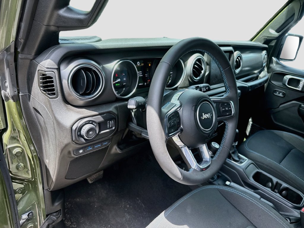 Certified 2023 Jeep Wrangler Unlimited Rubicon 4xe AWD/4WD image 10
