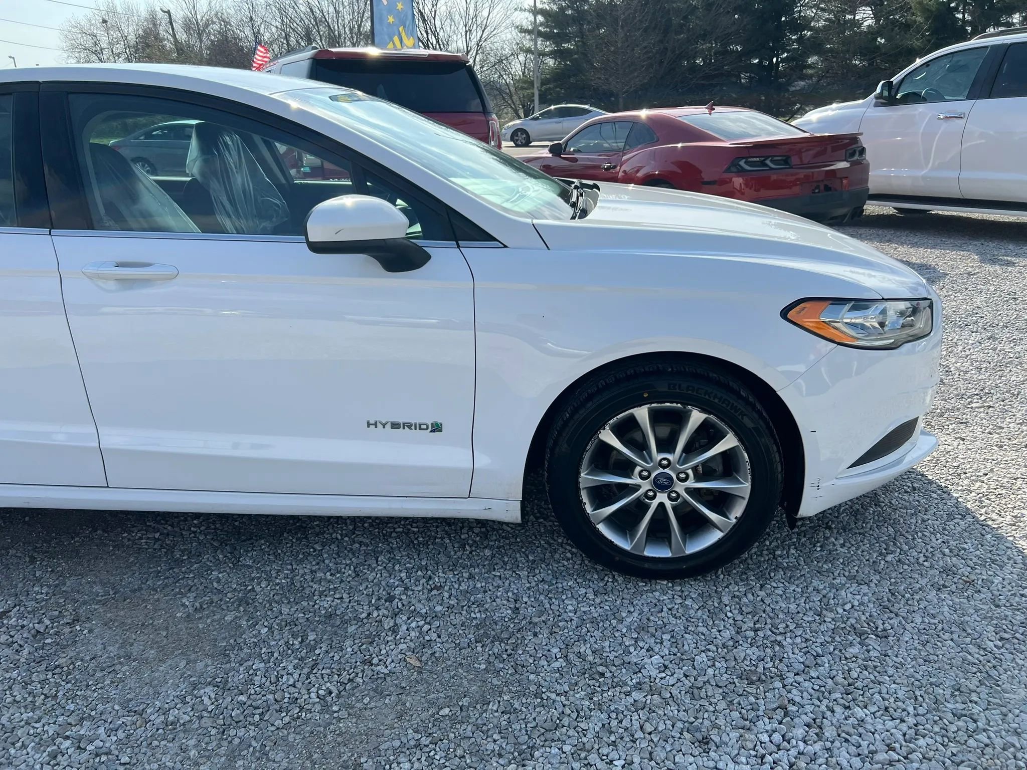 Used 2017 Ford Fusion SE FWD image 10