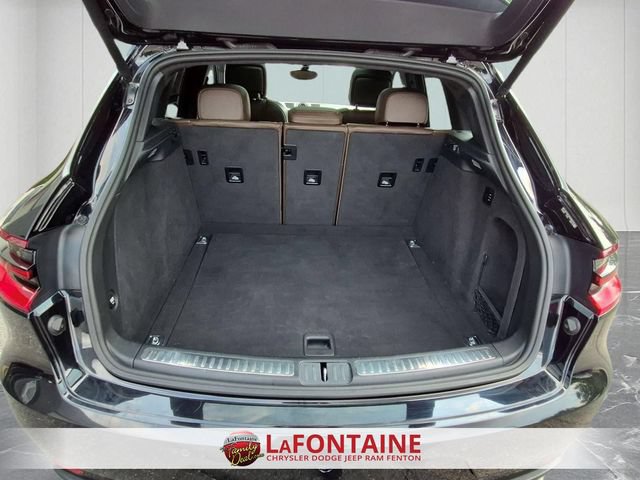 Used 2015 Porsche Macan Turbo AWD/4WD image 29