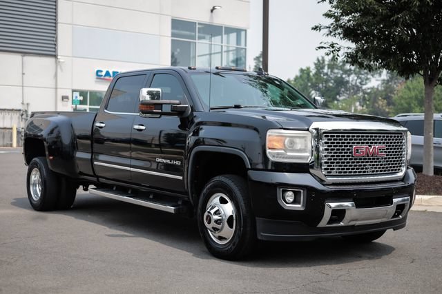 Used 2015 GMC Sierra 3500 Denali w/ Duramax Plus Package AWD/4WD image 6