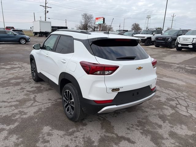 New 2026 Chevrolet TrailBlazer LT w/ LPO, Trailering Package FWD image 4