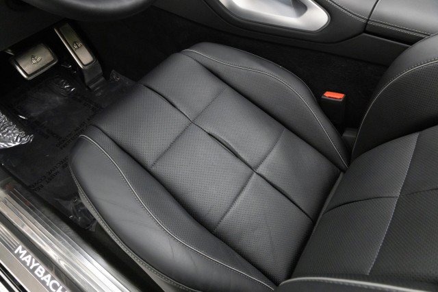 Used 2022 Mercedes-Benz Maybach GLS 600 4MATIC image 38